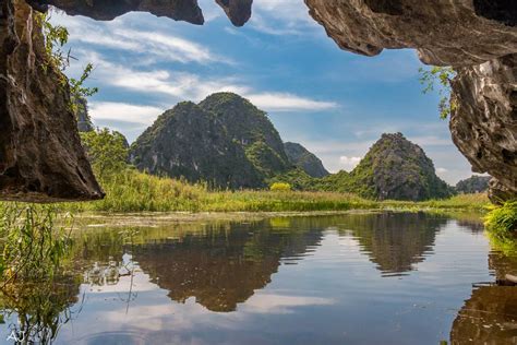 Chùa Vân Long - Nơi Thiên Nhiên Hào Quang Và Lịch Sử Huyền Thoại!