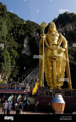  Đền Sri Maha Mariamman: Một Bảo Thạch Phượng Hoàng Rực Lửa Giữa Tim Kuala Lumpur!