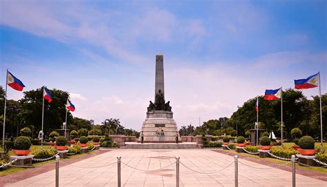 Luneta Park: Biển cỏ xanh mướt và vẻ đẹp lịch sử Philippines!