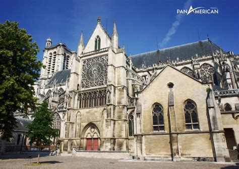  Nhà thờ Rouen: Kiệt tác Gothic cổ kính và nơi an nghỉ của Richard Tim