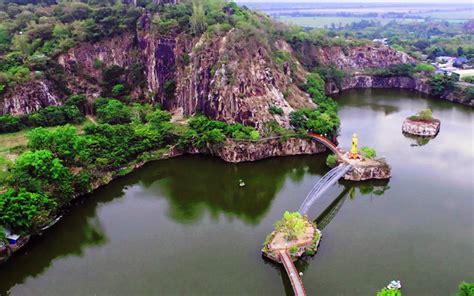 Núi Cửu Long: Vẻ đẹp hùng vĩ và huyền bí của thiên nhiên!