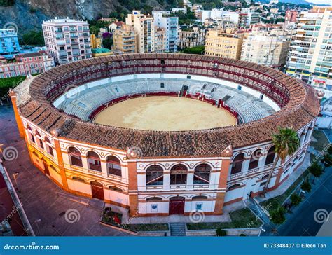  Plaza de Toros de La Malagueta:  Bổn lĩnh Tây Ban Nha, Biểu tượng lịch sử và kiến trúc