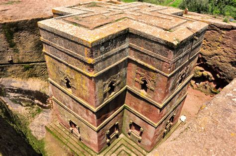 Xanthos Cave Church: A Hidden Gem of Ancient Ethiopian Art and Devotion!